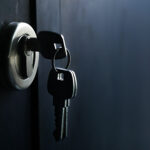 我想和你有個家─談釋字748號後之繼親收養