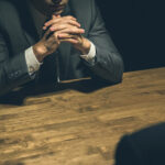 被害者困境中的指引。錢被騙走怎麼辦？4步驟追回